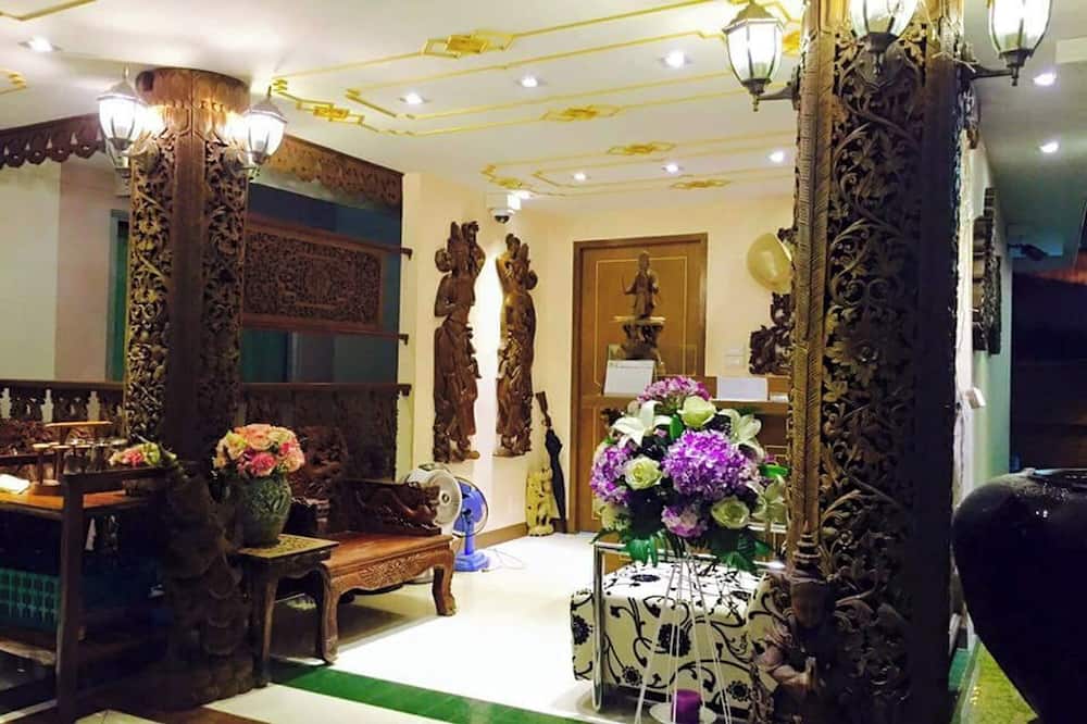 Kim Hostel at Morleng