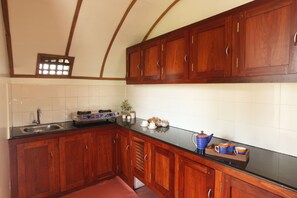 Vending machine - Marvel Cruise (Kuttanad Taluk)