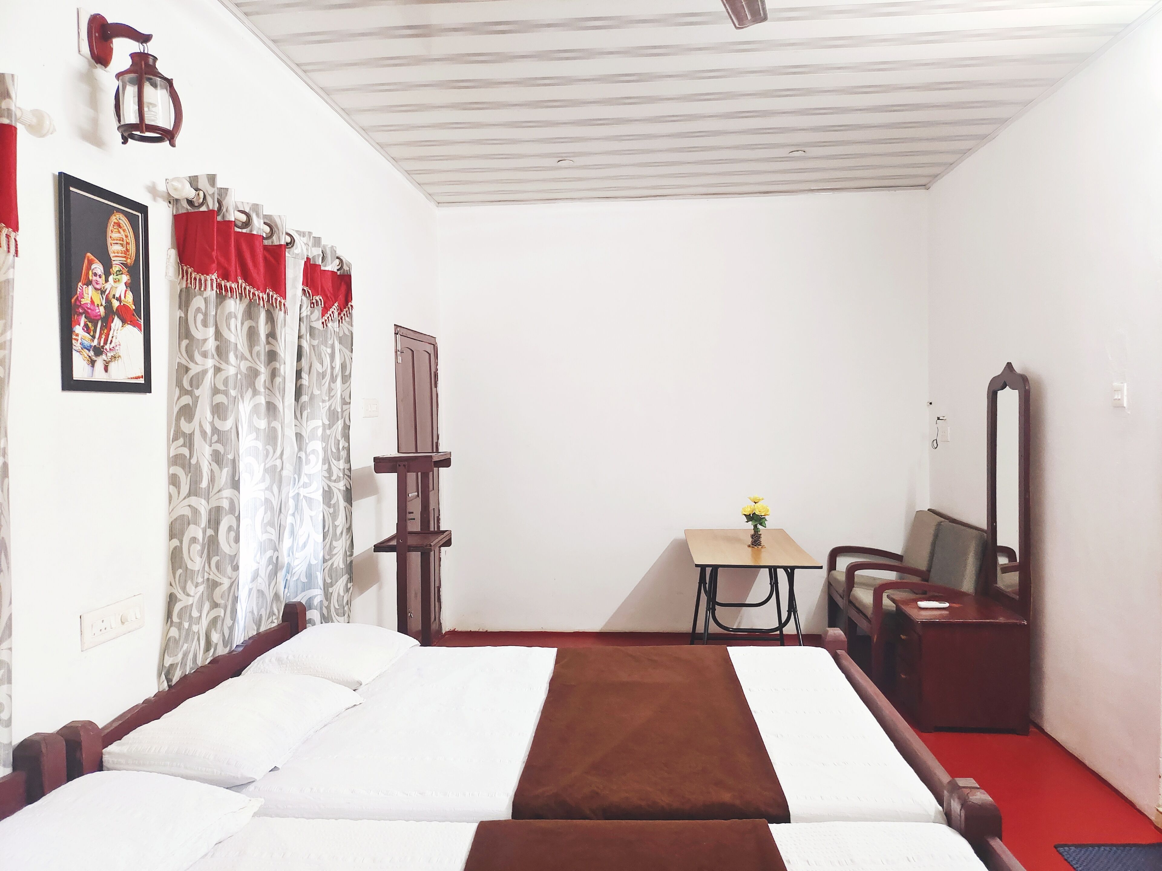 Traditional Twin Room, 2 Double Beds, Smoking | 3 bedrooms, in-room safe, individually furnished, desk