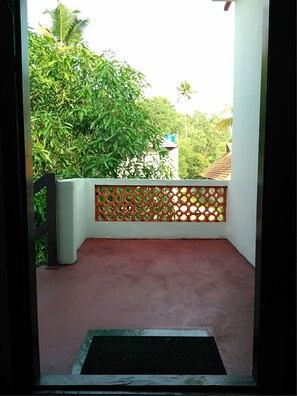 Family Double or Twin Room | Balcony