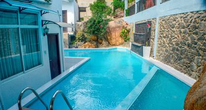 Villa Baywatch Rumassala