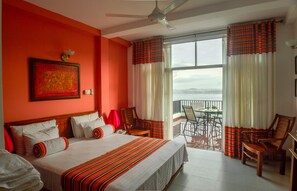 高级房, 1 间卧室, 海洋景观 | 1 多间卧室、迷你吧、隔音、熨斗/熨板