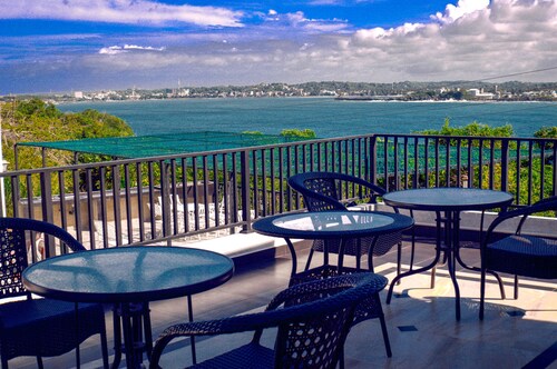 Villa Baywatch Rumassala