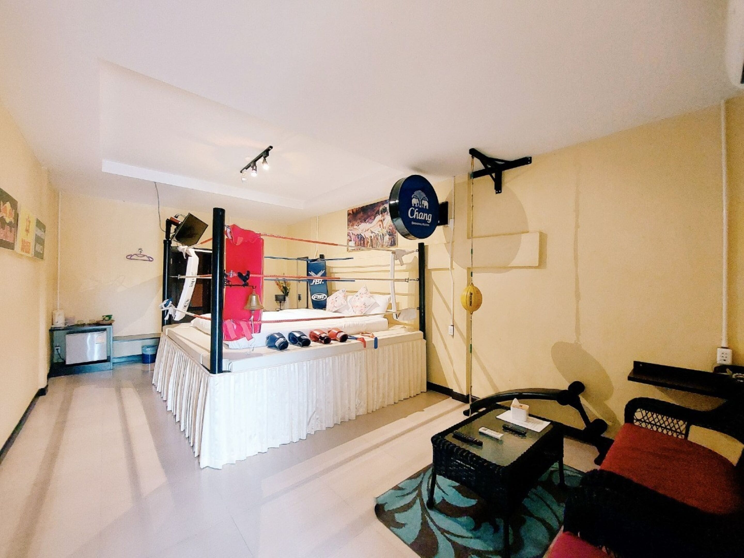 design suite, jetted tub | blackout curtains, free wifi, bed sheets