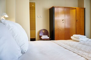 Double or Twin Room, City View - Pension Homeland (Amsterdam)