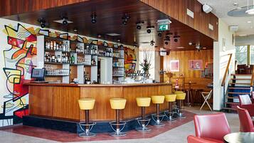 Bar (en la propiedad)