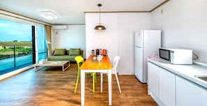 Duplex Apartment  | Private kitchenette | Fridge, microwave, stovetop, espresso maker