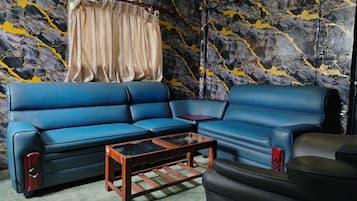 Family Room AC | Living area