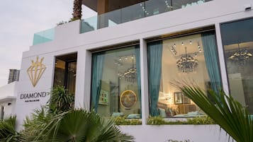 Exclusive Villa | 2 bedrooms, premium bedding, in-room safe, individually decorated