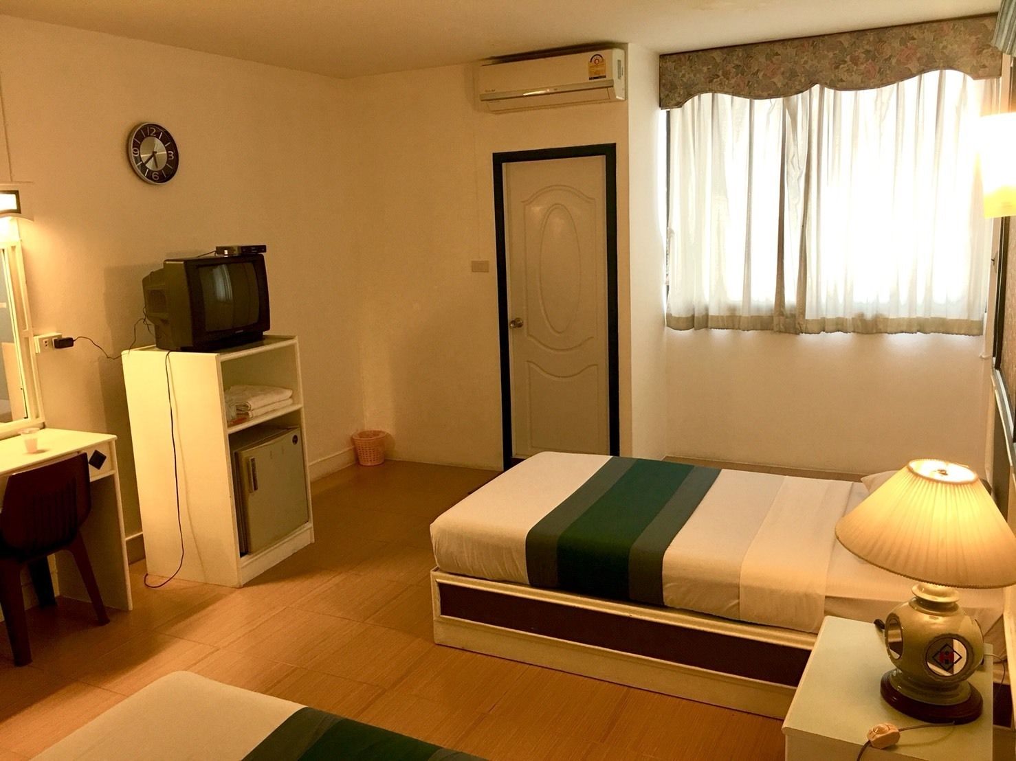 Foto - Highway Hotel