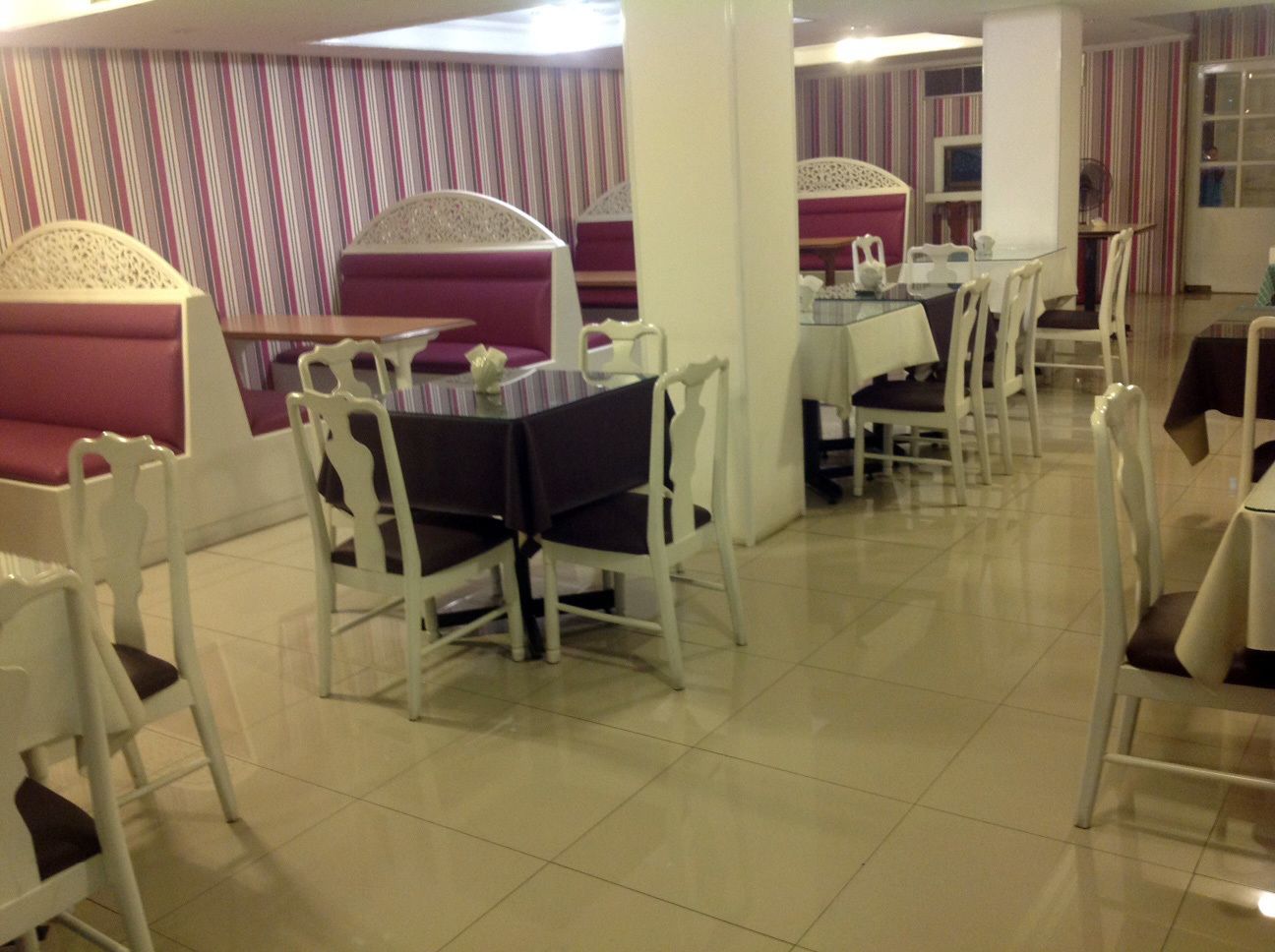 Foto - Highway Hotel