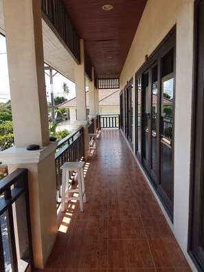 Hallway - MM House Samui (Koh Samui)
