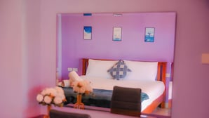 ห้องดับเบิล | มินิบาร์, ตู้นิรภัยในห้องพัก, โต๊ะทำงาน, Wi-Fi ฟรี