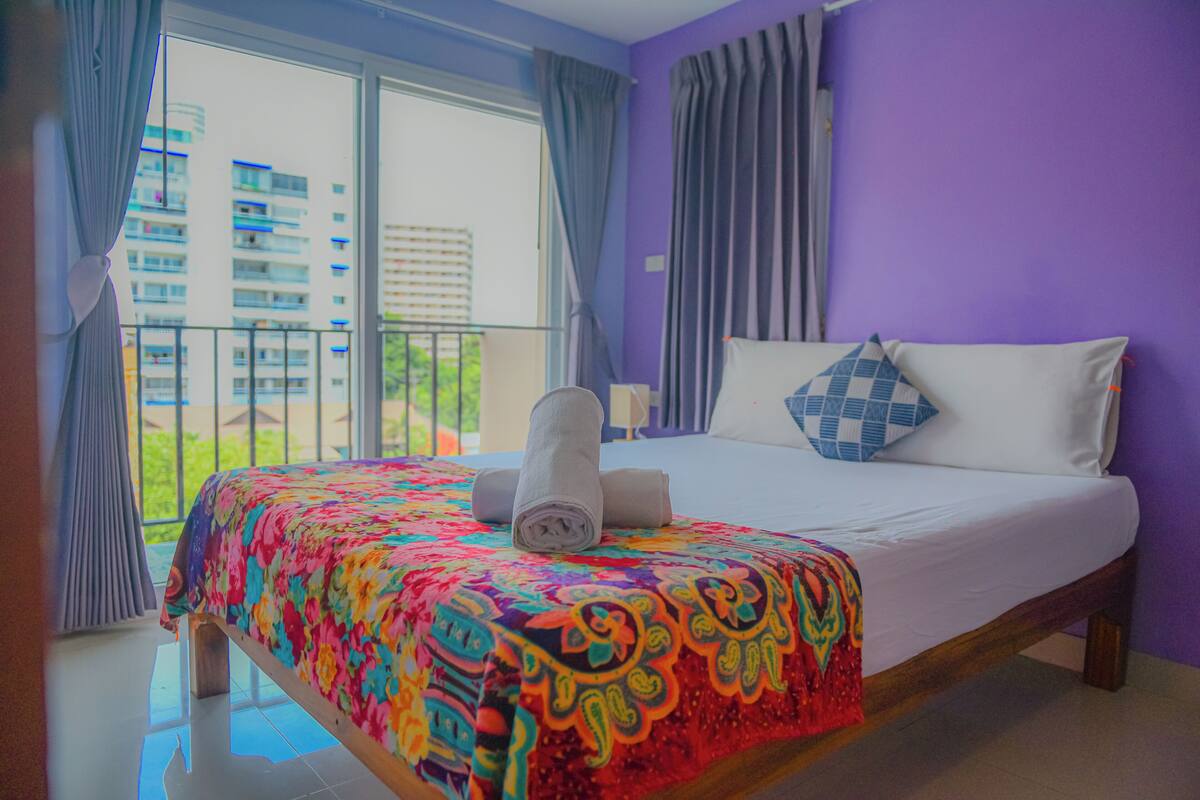 Kamar Triple Comfort | Minibar, brankas, meja kerja, dan Wi-Fi gratis