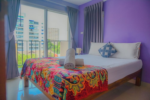  Patumnak Beach Guesthouse