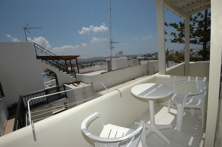 Standard Room | Terrace/patio