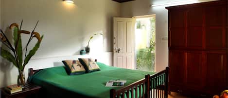 Bureau, lits pliants/supplémentaires, Wi-Fi gratuit