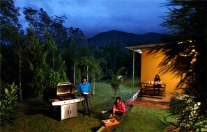 BBQ/picnic Area - Harvest Fresh Farms (Uthamapalayam)