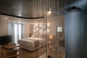 Standard Suite (Atalanta Semi-basement, Steam Bath, Indoor Heated Plunge Pool) | Bathroom
