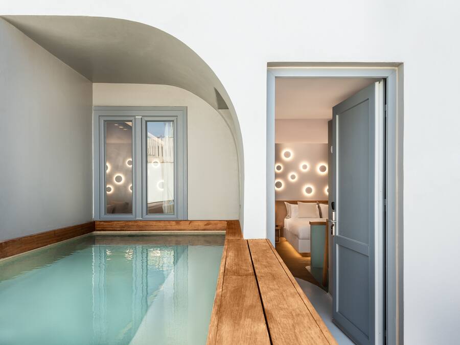 Luxury Suite (Argo Cabana, Steam Bath, Outdoor Heated Plunge Pool) | Private spa tub