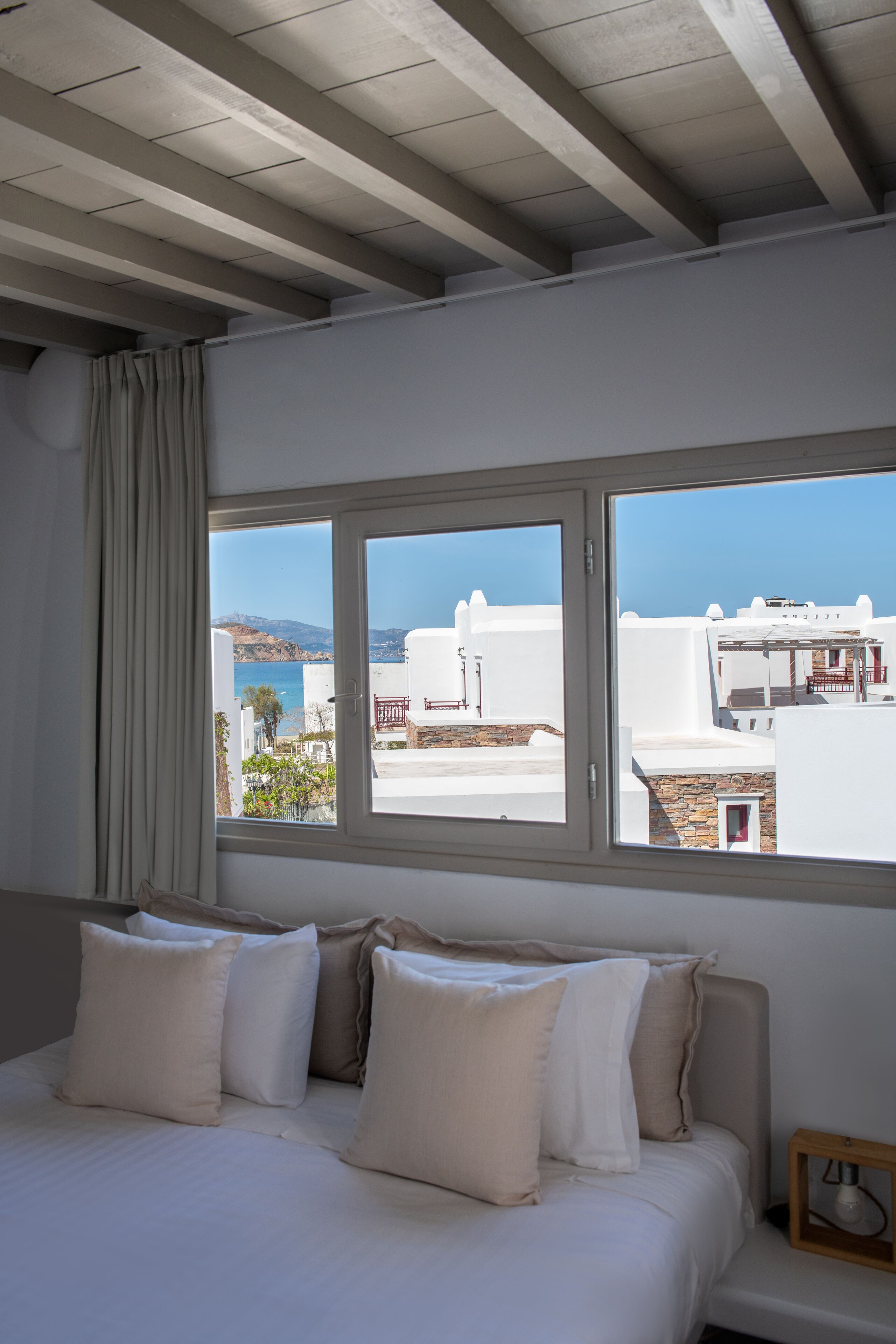 king suite with outdoor jacuzzi | 1 bedroom, hypo-allergenic bedding, in-room safe, desk