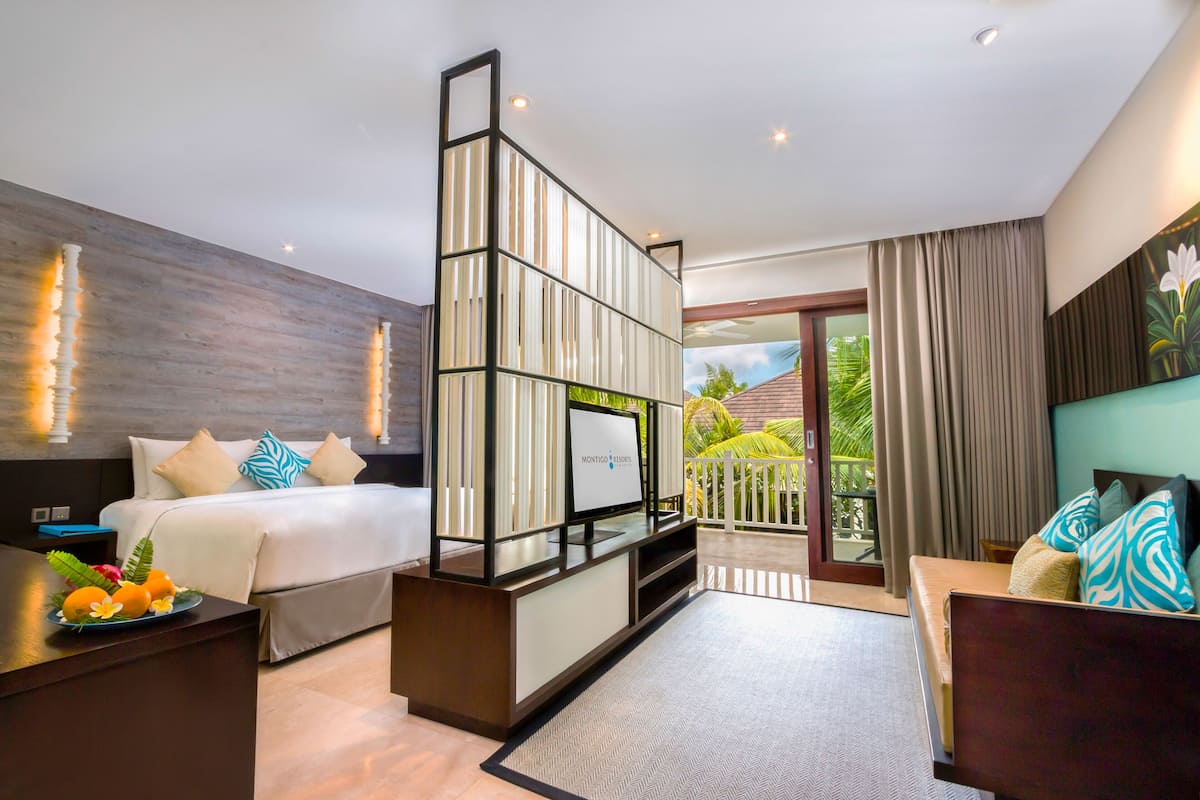 1 bedroom, premium bedding, down comforters, pillowtop beds