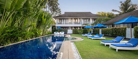 3 outdoor pools, cabanas (surcharge), pool umbrellas