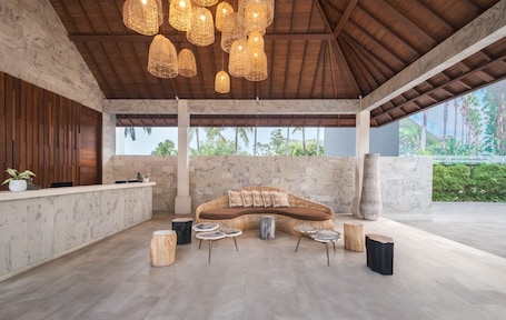 Lobby. Montigo Resorts Seminyak
