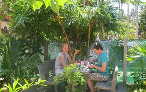 Outdoor dining - Sea Winds Resort (Phan Thiet)