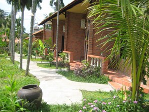 Garden - Sea Winds Resort (Phan Thiet)