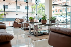 Reception - Megal Suites Hotel (Ciudad Del Este)