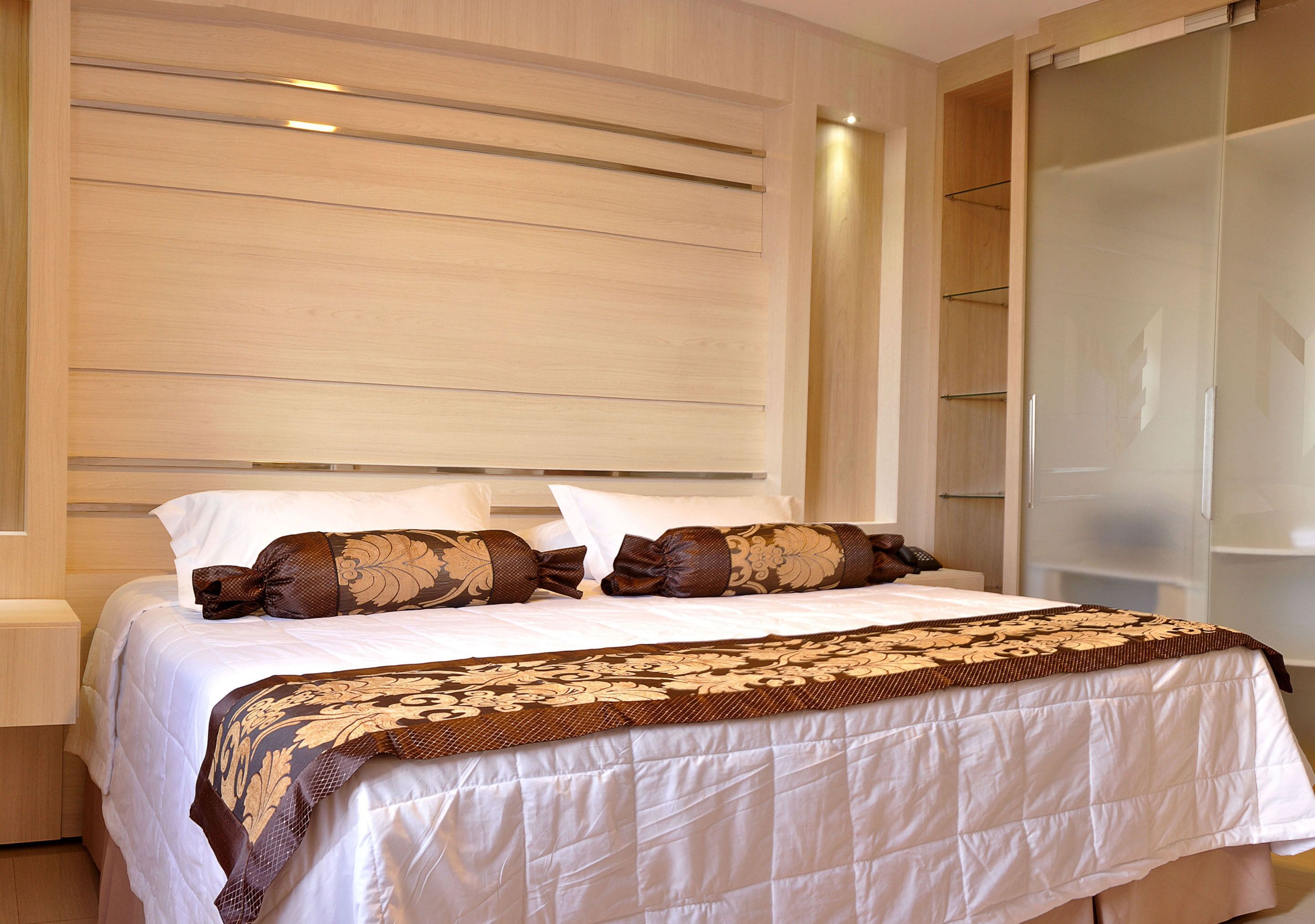 1 bedroom, premium bedding, minibar, in-room safe