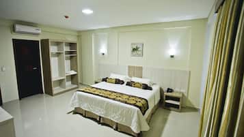 Ropa de cama de alta calidad y minibar