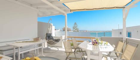 Studio (Quadruple) | Terrace/patio