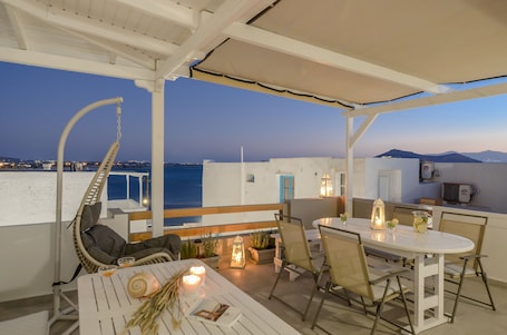 Terrazza/patio. Hotel Panormos