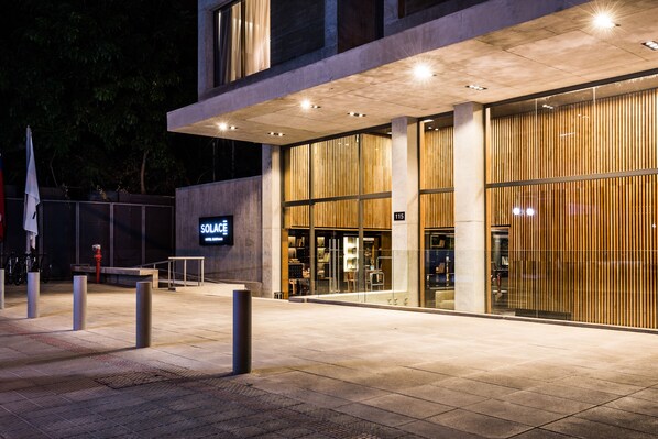 Entrée de l’hébergement