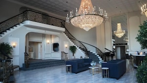 Lobby - The Shore Club (Spring Lake)