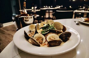 Dining - The Shore Club (Spring Lake)