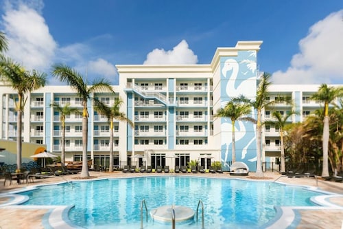 Blue Flamingo Resort Key West