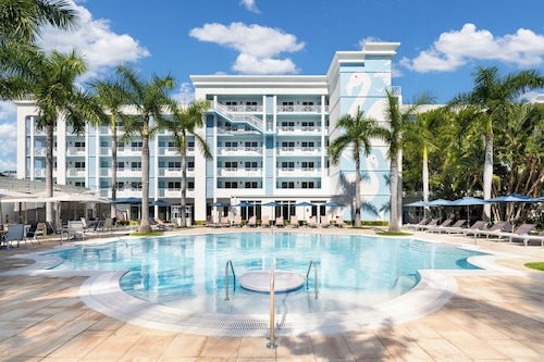 Blue Flamingo Resort Key West