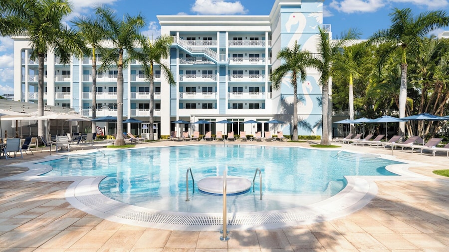 Blue Flamingo Resort Key West