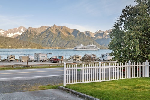 Baywatch by Alaska's Point of View