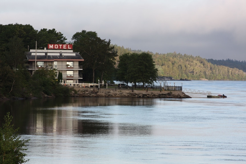 Motel Panoramique Reviews / #CanadaDo / Best Places to Stay in Saguenay