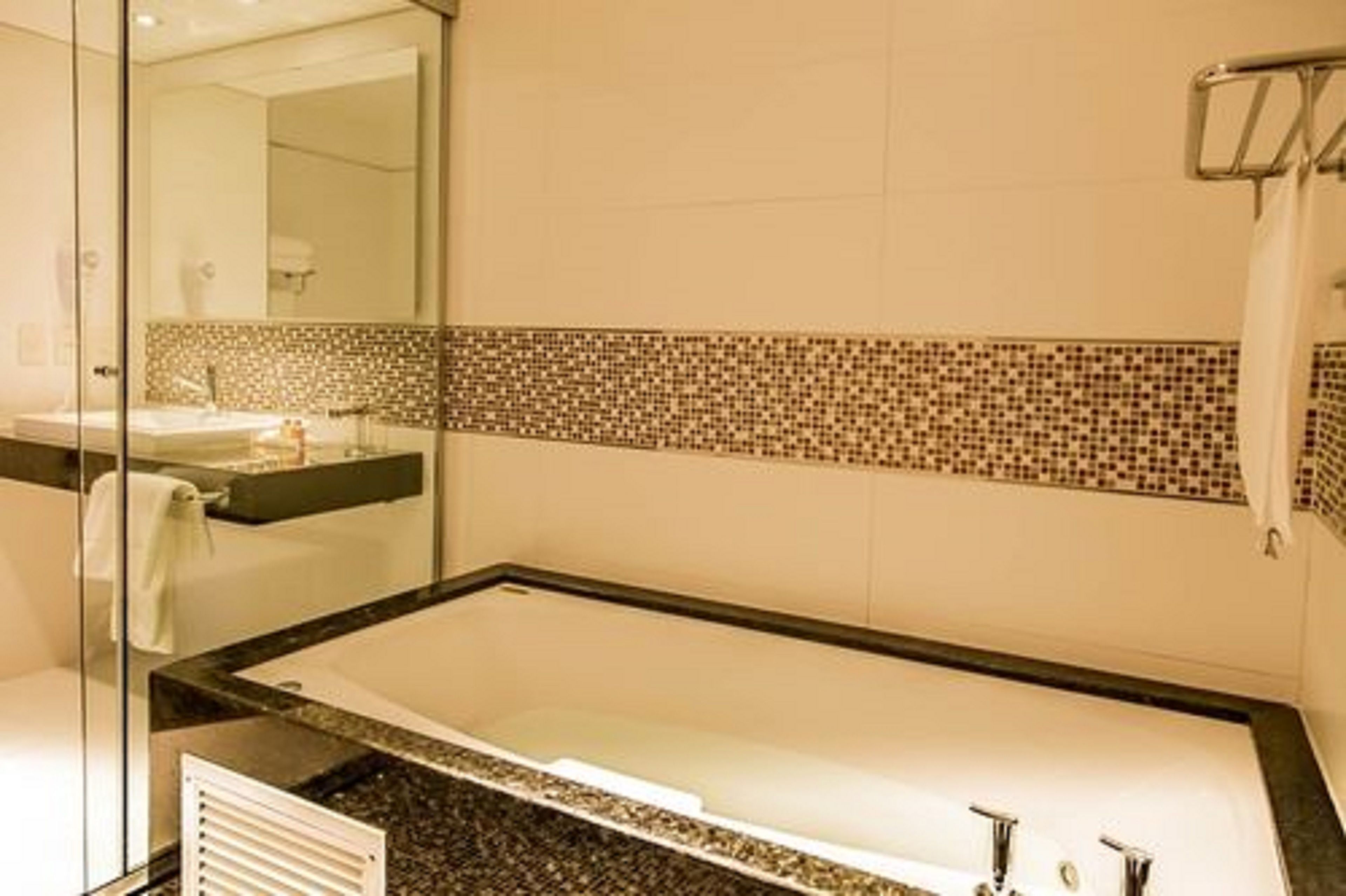 Carnaval Hotel Casino