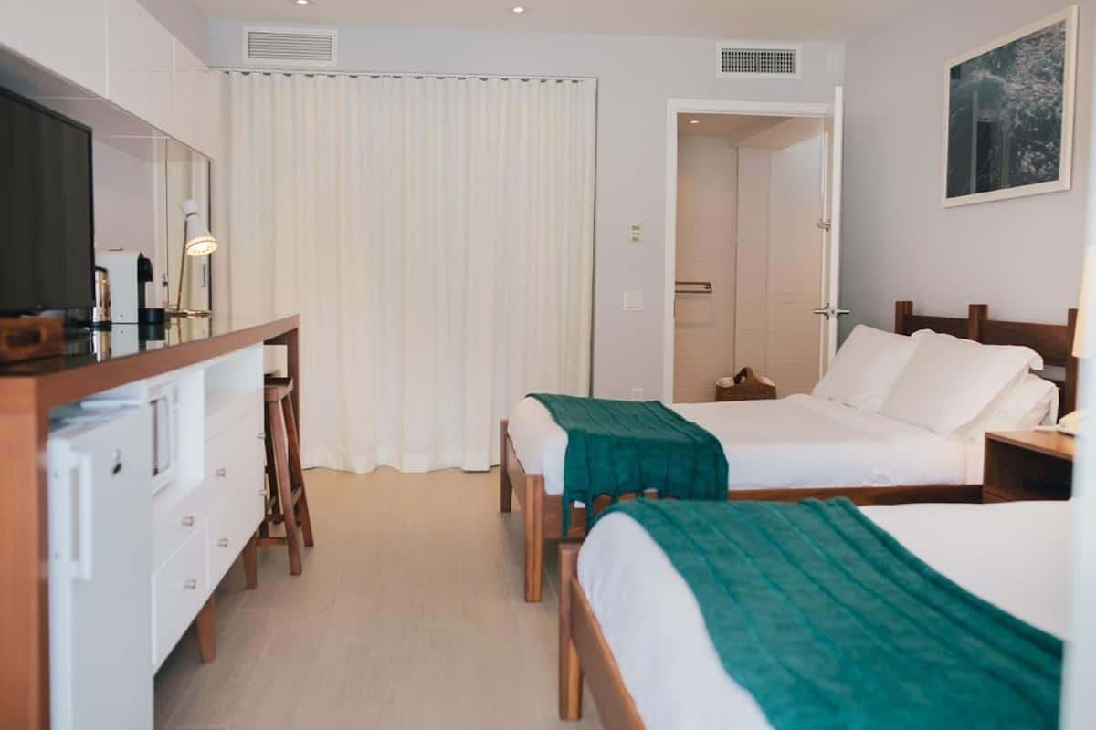 Hochwertige Bettwaren, Tempur-Pedic-Betten, Zimmersafe