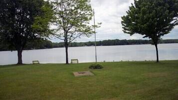 Khuôn viên nơi lưu trú