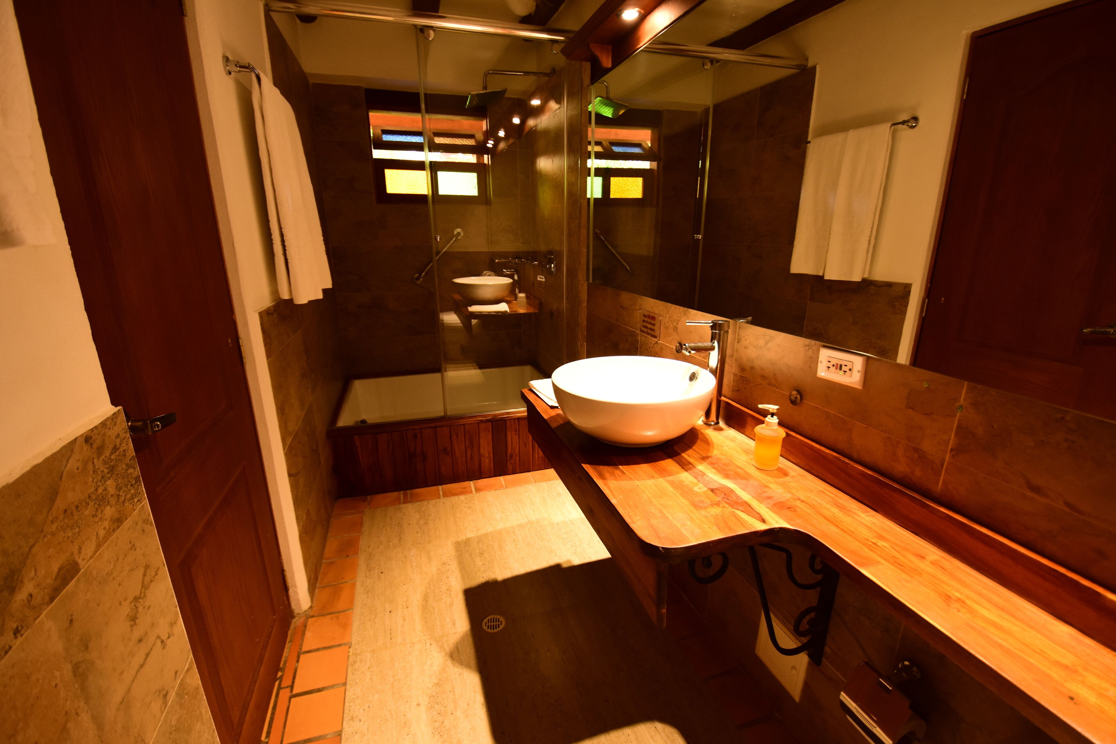 standard double room | bathroom | jetted bath, rainfall showerhead, free toiletries, hair dryer