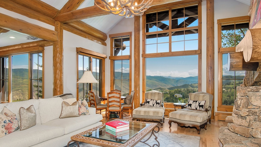 Snowberry by Elevation Accommodations
