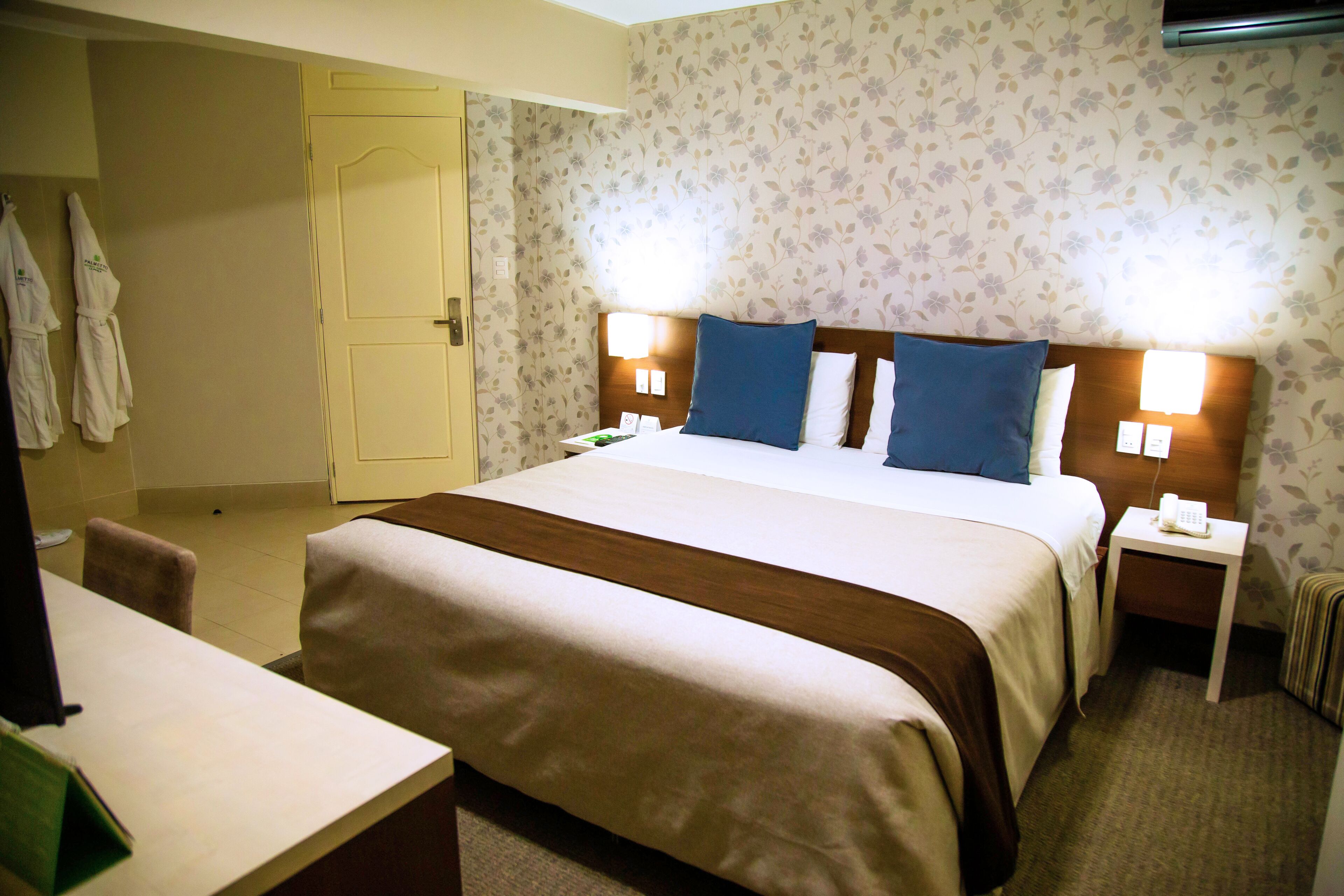 Foto - Palmetto Hotel Business La Perla