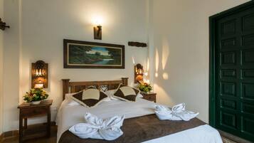 Coffres-forts dans les chambres, Wi-Fi gratuit, draps fournis